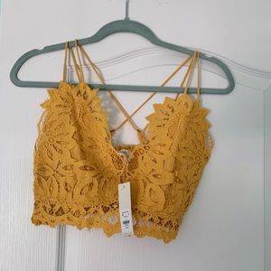 Free people look some bralete NWT